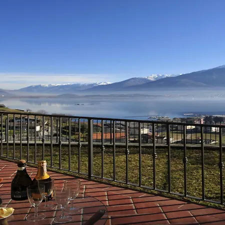 Giardino Apartment Vercana