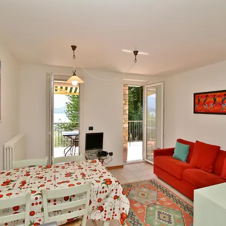Apartment Giardino Vercana